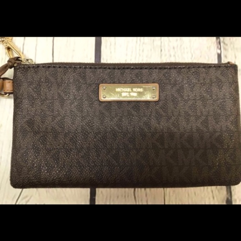 🌟New Listing Michael Kors Wallet
